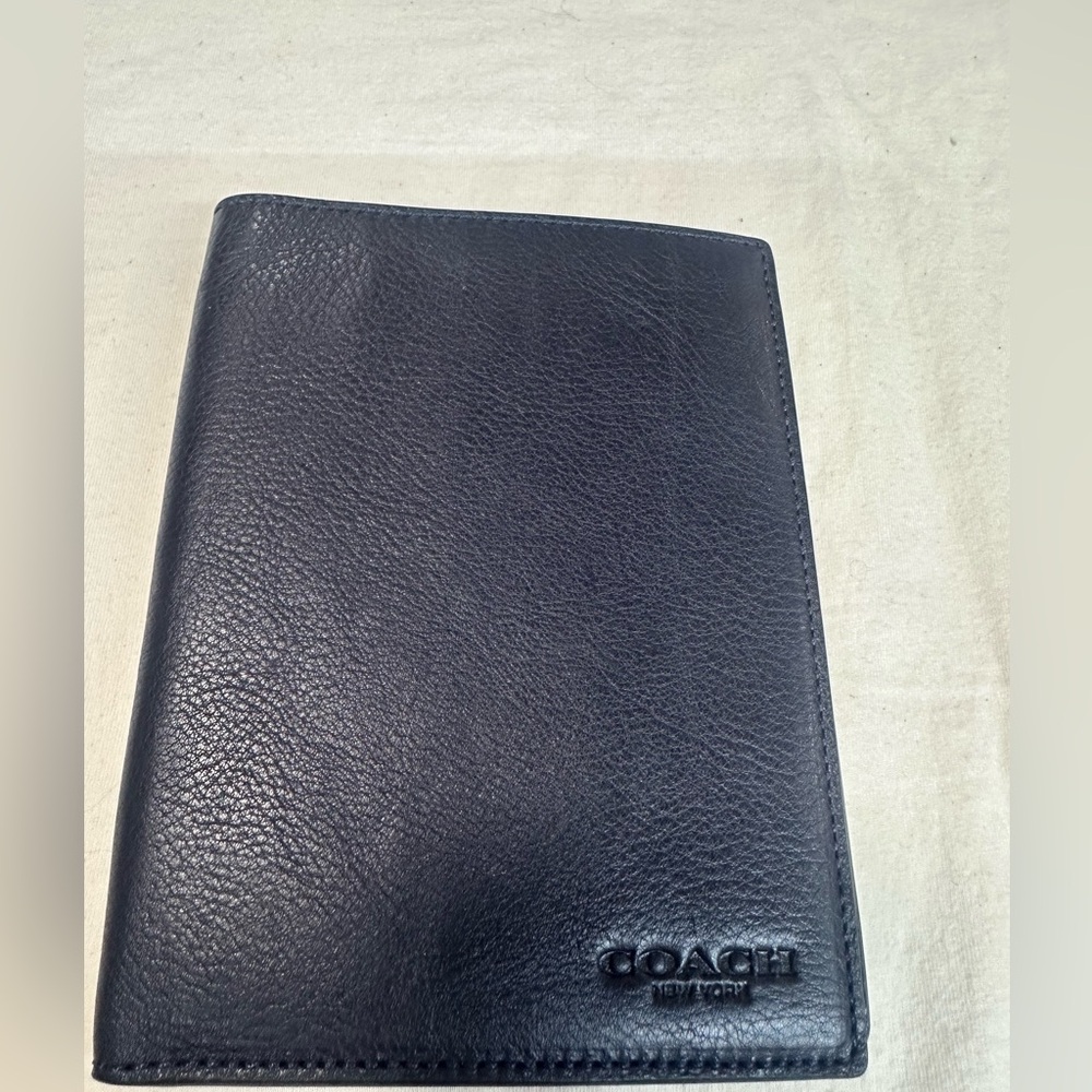 Coach Passport Case. Color Navy Blue. New no tag - Picture 2 of 4